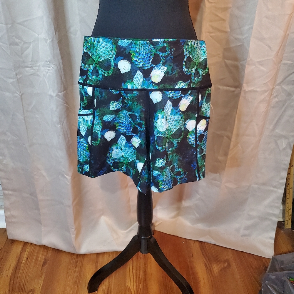 Athletic shorts
